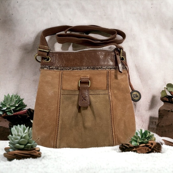 The Sak 2 Toned Brown Distressed Leather Kendra Crossbody Purse Bag Hippie Boho - Picture 1 of 12